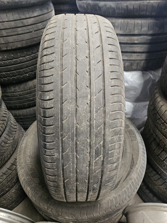 225/65R17 Yokohama G98